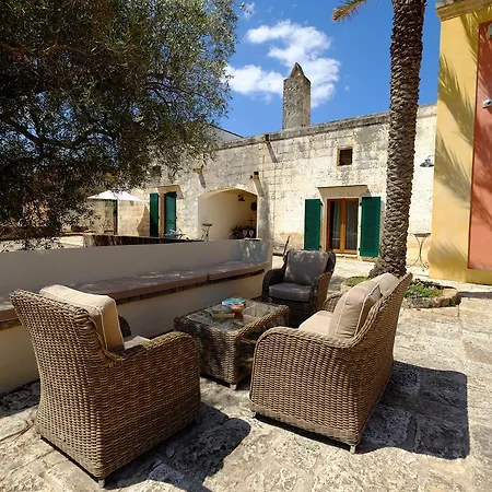 Masseria Gialli Rural Excellence Alloggio per agriturismo Taurisano