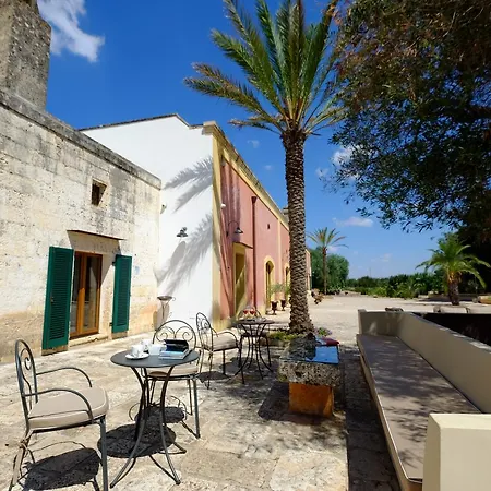 Masseria Gialli Rural Excellence * Taurisano